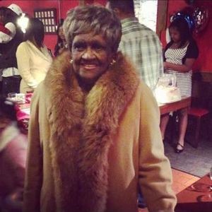 Meet your Posher, Derrick